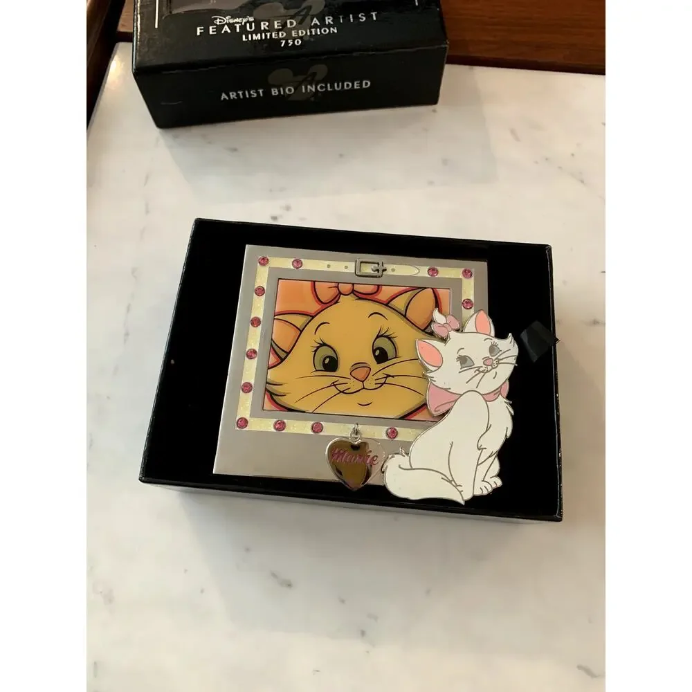 Aristocats Marie Mini Jumbo LE 750 Disney Trading Boxed Pin Susan Foy